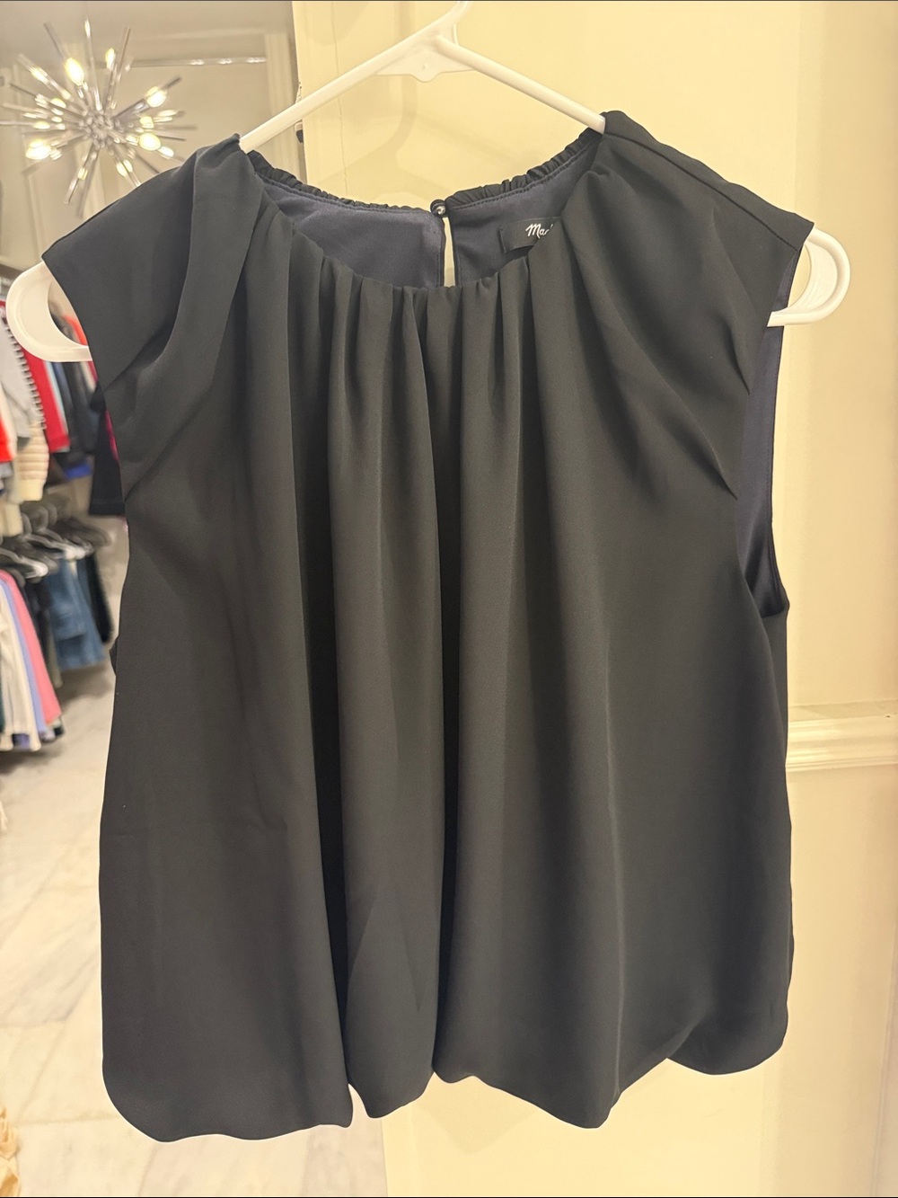 Madewell sleeveless bubble top in chiffon